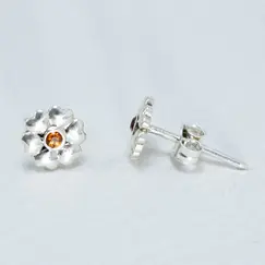 Серебряные серьги гвоздики серебро 925 с цитрином