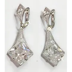 Ювелирные серьги из серебра с фианитами