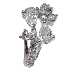 Серебряное кольцо с фианитом