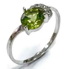 Ювелирное кольцо из серебра 925 пробы