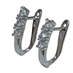 Ювелирные серьги из серебра