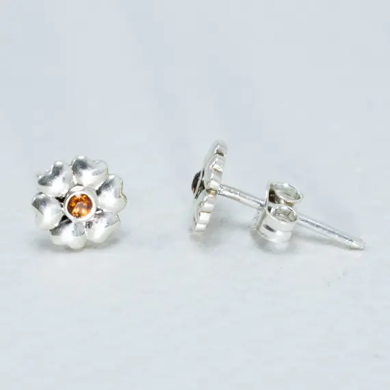 Серебряные серьги гвоздики серебро 925 с цитрином
