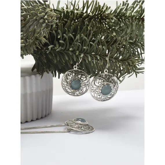 Серебряный комплект украшений с аквамарином: серьги и подвеска, изображение 4