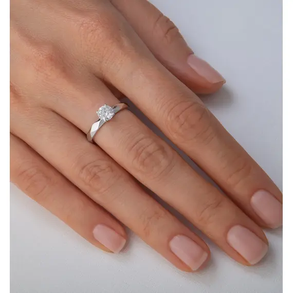 Кольцо с выращенным бриллиантом 0,510 ct, изображение 4
