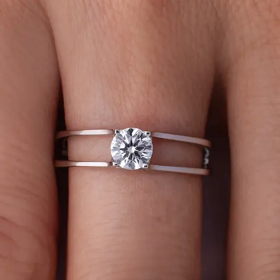Кольцо с выращенным бриллиантом 0.427 ct, изображение 3