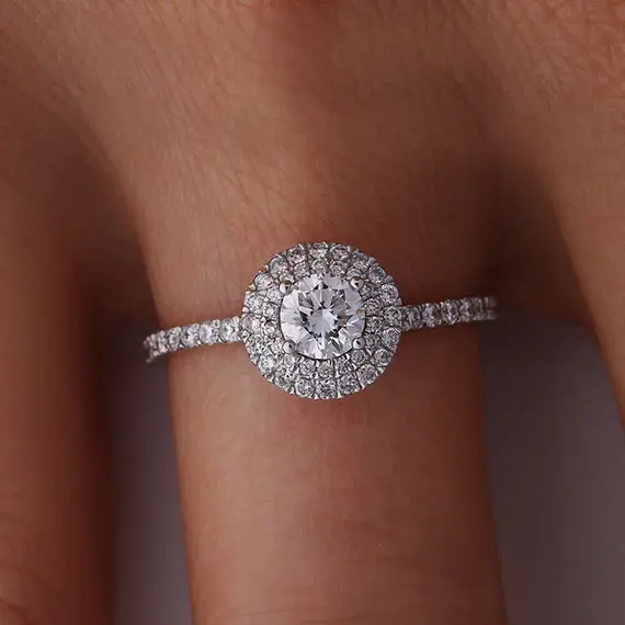 Кольцо с выращенными бриллиантами 0.631 ct, изображение 3
