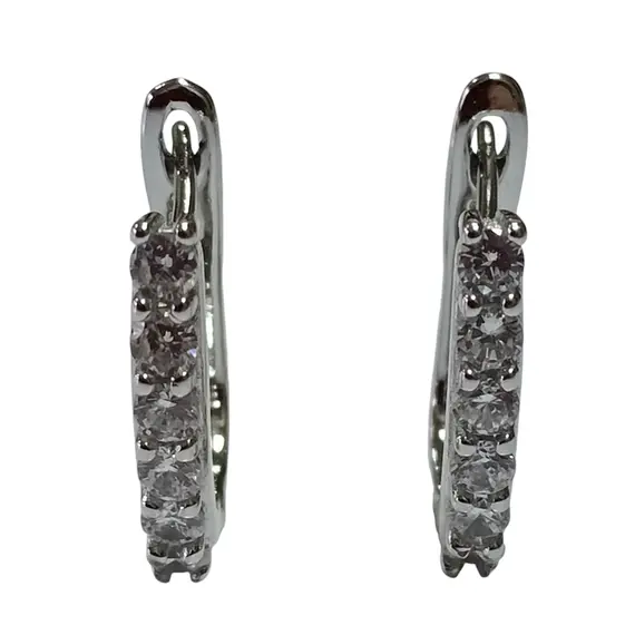 Ювелирные серьги из серебра