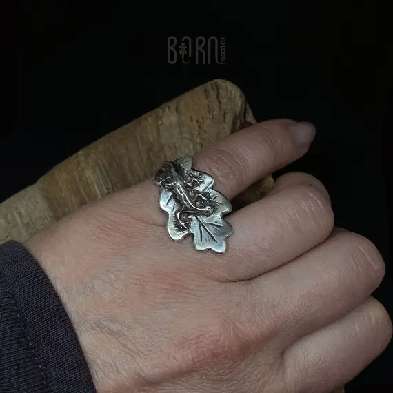 Серебряное кольцо "Саламандра"